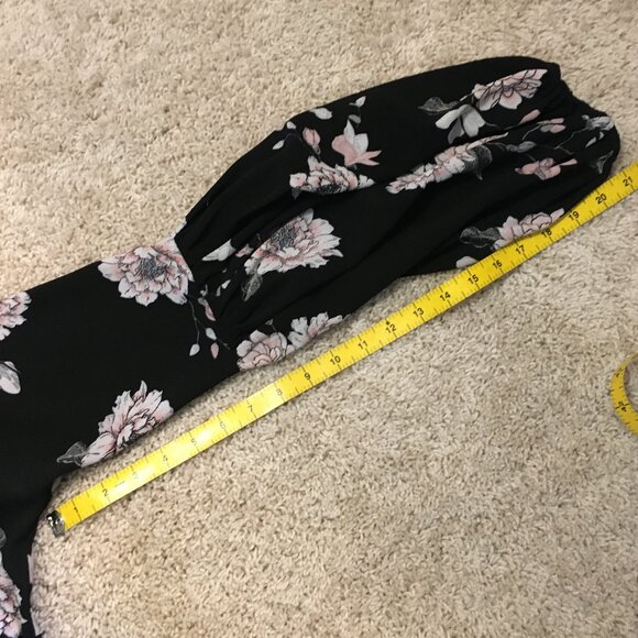 Black Off Shoulder Sleeve Floral Mother of Pearl Button Up Blouse - Picture 14 of 14